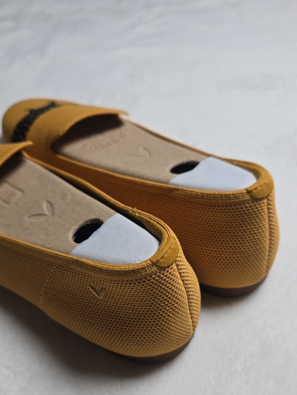 Vivaia Audrey Mustard Yellow Cat Print Slip-On Loafers Size 9.5 Nwb - Picture 5 of 5